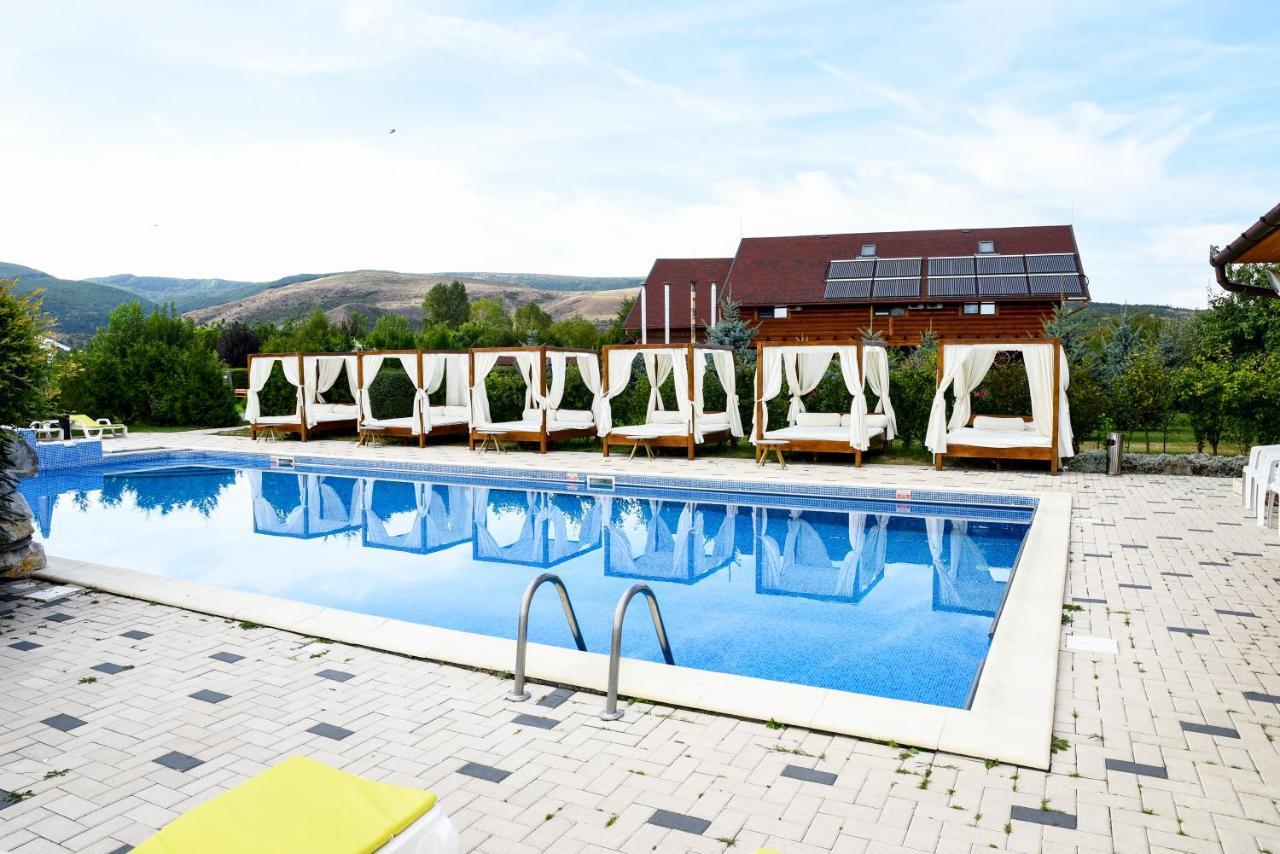 Casa Moteasca Hotel Mihai Viteazu  Esterno foto