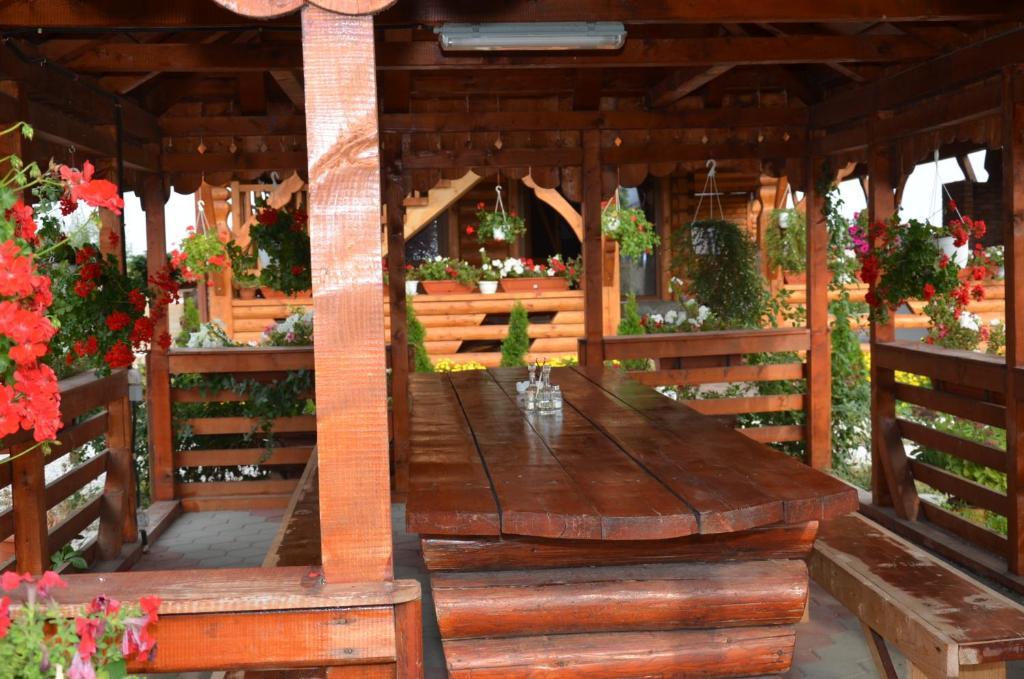 Casa Moteasca Hotel Mihai Viteazu  Esterno foto